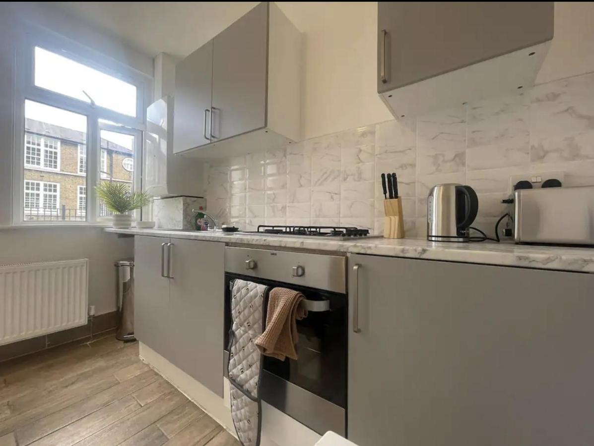 Charming 2 Bed Flat On Tower Bridge Apartment London Bagian luar foto