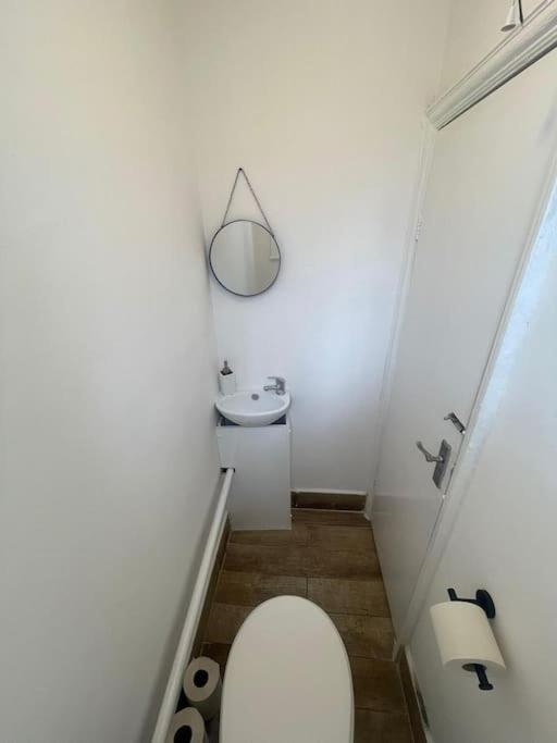 Charming 2 Bed Flat On Tower Bridge Apartment London Bagian luar foto