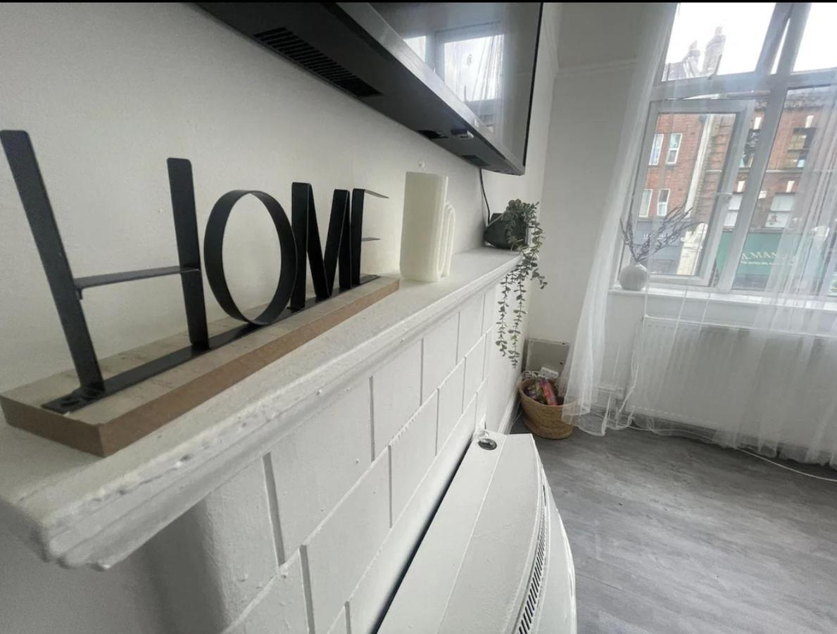 Charming 2 Bed Flat On Tower Bridge Apartment London Bagian luar foto